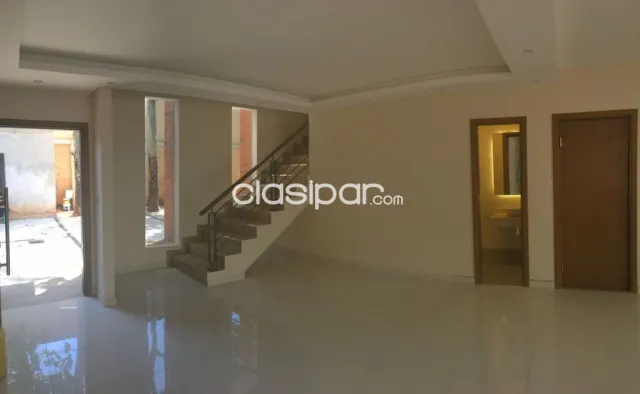 Mburucuya, en condominio: 4 casas, 3 suites, jardín, parrilla, alta seguridad, 7.000.000gs, foto 4