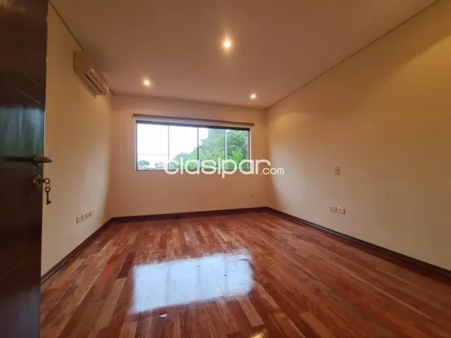 Bo Herrera, san cristobal: 417 m2, hermosa residencia, 3 suites, jardín, piscina — foto 5