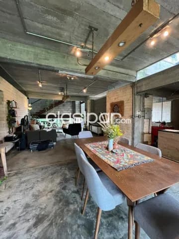Casa estilo industrial en Luque, zona conmebol. Cod 5140 — foto 2