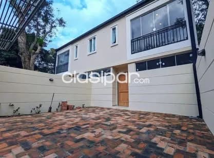 Exclusivo duplex a estrenar en Luque, loma merlo. Cod 5149 — foto 5