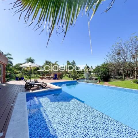Surubií:7.490 m2 - 2cresidencias vip,domoticas,parqyes,piscina,a 2 calles, bellas!!, foto 2