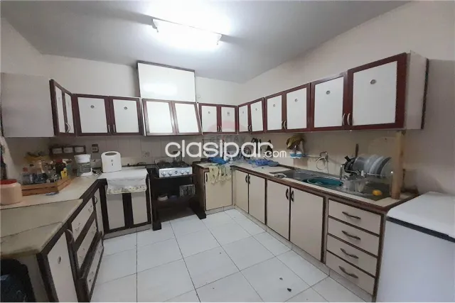 Casa 2 platas vista alegre asucion a refaccionar a 350 mtrs avda.fdo-terreno 449nar — foto 3