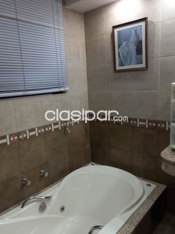 Residencia en Asunción bo. Carlos antonio lopez. Cod 5171