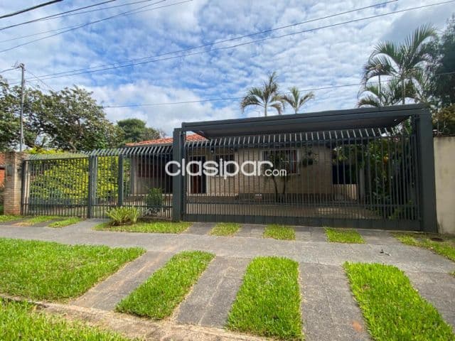 Se Vende Casa 3 Dormitorios y Departamento de 3 Dormitorios, en Mariano Roque Alonso