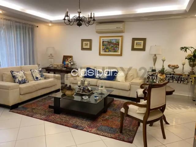 Casa en Venta en el Barrio Mcal López, Asuncion — foto 3