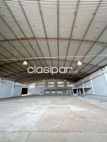Luque, britez borges: Deposito en alquiler, 1.440 m2 + oficinas + exterior, 10.200.000 gs