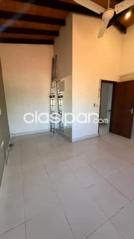 Triplex en esquina de 3 dormitorios en Bo Virgen del Huerto