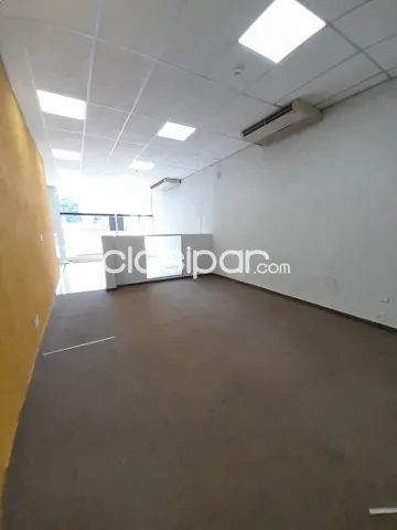 Salon comercial en asuncion barrio Villa Morra cod 5416, foto 5