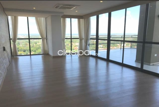 Penthouse de 3 Suites Sobre la Av. Santisima Trinidad - CLAP6927382