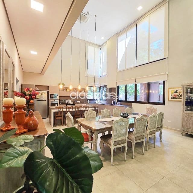 casa de 8 habitaciones en San Bernardino