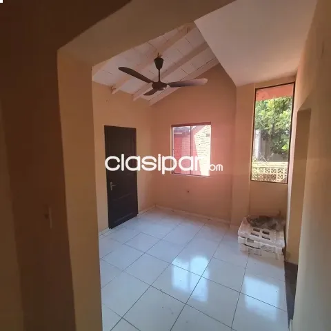 Casa Grande s/ Mayor Bullo esq. Eligio Ayala, a media cuadra de Mcal Lopez Min de Defensa, foto 5