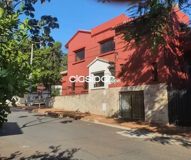 Casa Grande s/ Mayor Bullo esq. Eligio Ayala, a media cuadra de Mcal Lopez Min de Defensa, foto 2