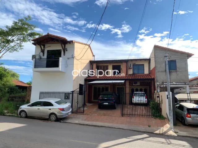 En VENTA CASA en Lambaré, Barrio Apua. 4 dormitorios (3 en suite). Baño Social. (ID1862), foto 2