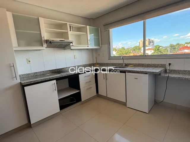 Amplio Departamento de 150 m2, Zona Molas López - CLAP6923242, foto 4