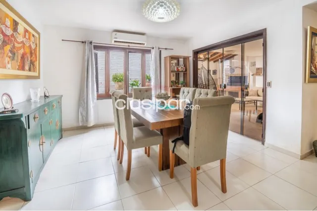 Casa con 4 dormitorios y piscina s/avda.del yacht a 30 mtrs de aso fomento-lambare — foto 3