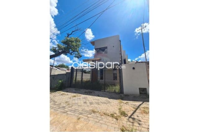 Duplex - Venta - Paraguay Asunción San Vicente — foto 1