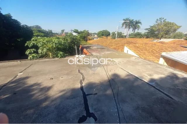 Terreno de 1396m2 excepcional oportunidad de inversion en loma pyta zona industrial, foto 4