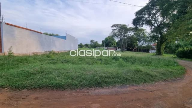 Terreno en esquina en Luque, foto 2