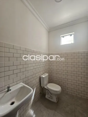 Casa totalmente renovada en barrio Jara zona colegio frances cod 5448 — foto 3