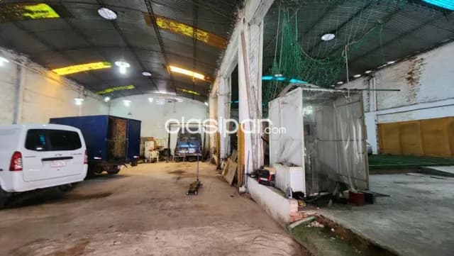 Deposito Tinglado en Venta, Zona Barrio Gral. Díaz – La Avda. 5ª – EE.UU, foto 4