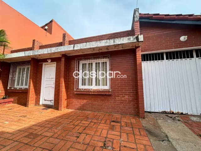 Casa ubicada en el Barrio San Roque - Encarnación — foto 4