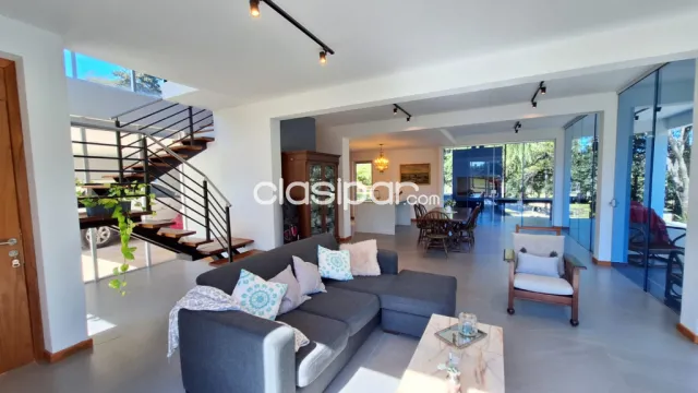 Sunset hills, sanber: Bella residencia minimalista, 3 dormit, ambientes amplios, quincho — foto 3