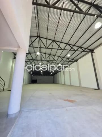 Mr. Alonso, de la sobera: 1.050 m2 p/ deposito o industria + oficina + salida a 2 calles — foto 5