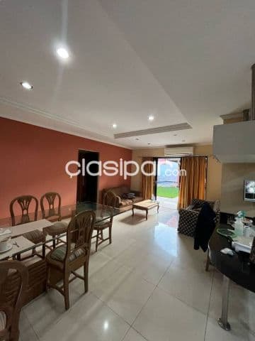 Hermosa residencia en villa aurelia