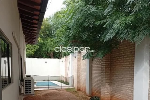 Casa 2 hab. 1suite, quincho totalmente amurallado,todo climatizado-lambare-mbachio i, foto 3