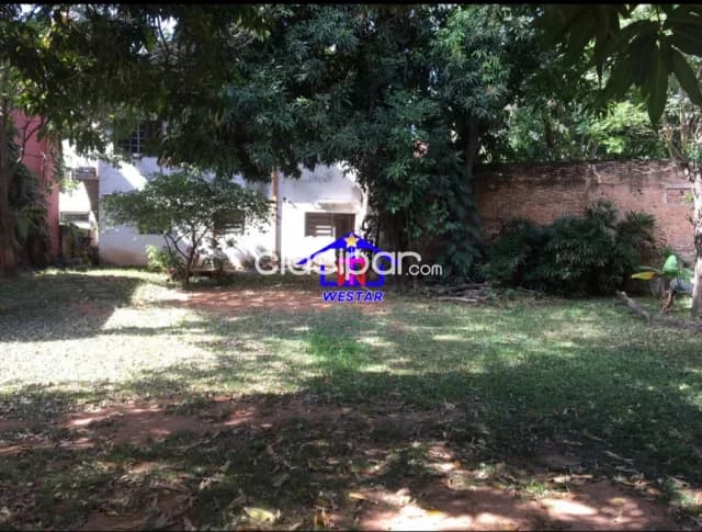 Propiedad casa con amplio terreno excelente ubicación 2.535.m2 sobre avda sacrament0 — foto 3