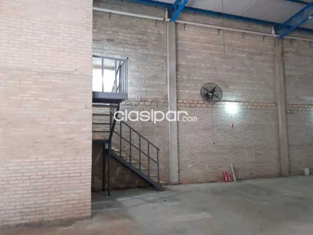 o Vendo Deposito en Luque Mora Cue, foto 3