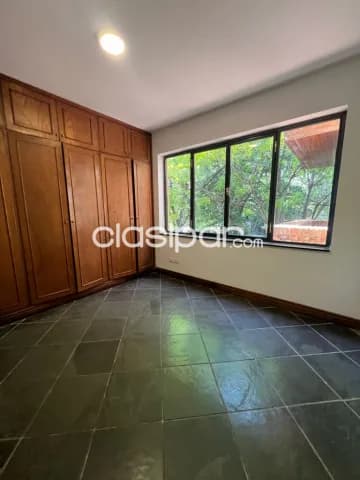 Villa Morra: Depto. Tipo casa, amplitud de espacios, muy confortable, 3 dormit, a.a. Centr — foto 5
