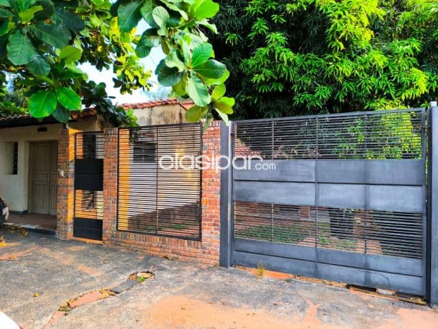 Casa en lambare zona cerro lambare cod 5256