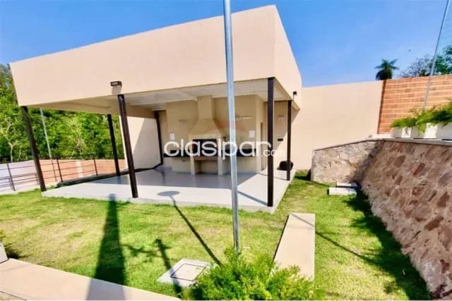 Casa en Luque en bª cerrado yeruti cod 5340 — foto 2