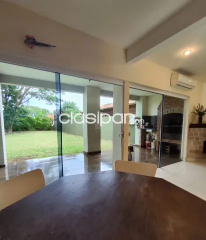 Casa de 4 dormitorios en Lambare zona Avda Bonifacio Ovando y Superseis Cacique — foto 4
