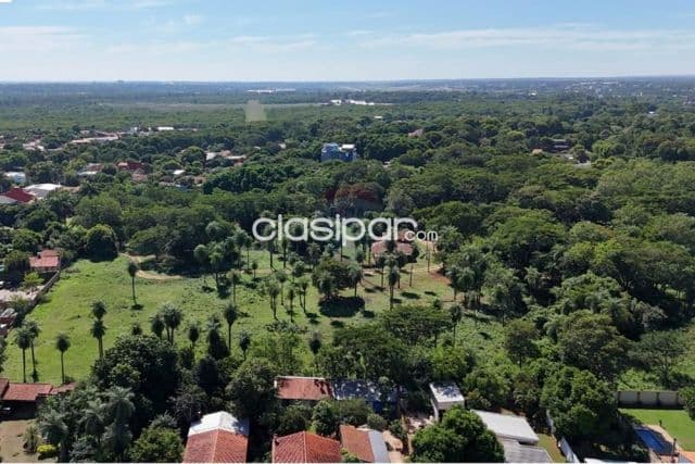 En venta terreno de 1 hectárea ideal p/desarrollo en Luque zona cit entre insignia 3 y 4