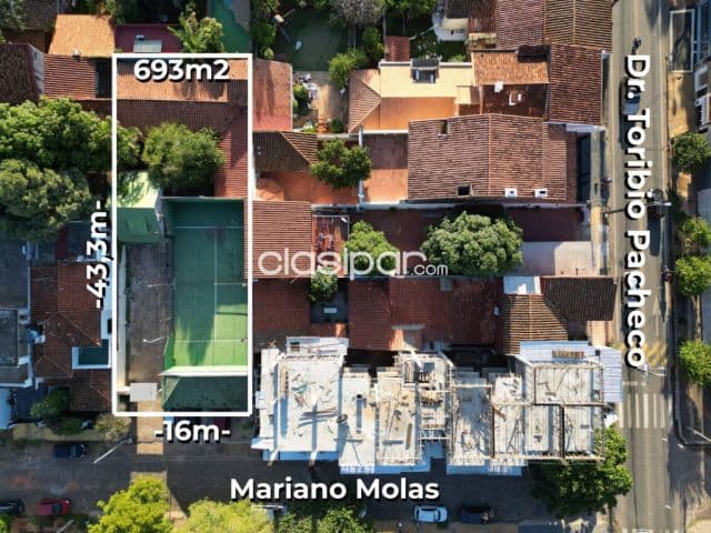 Casa con cancha de pádel – oportunidad para reformar o desarrollar en barrio Recoleta