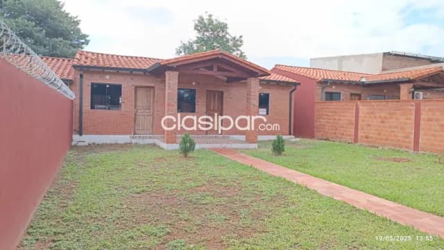 Casa en Luque barrio moracue cod 5542, foto 2
