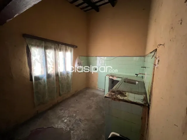 Sajonia Excelente Oportudad Chalet P Reciclar A Precio De Terreno 500000000 Gs — foto 5