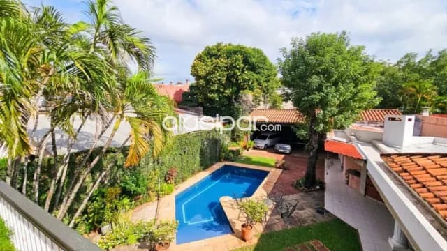 Hermosa residencia en barrio Jara, foto 5