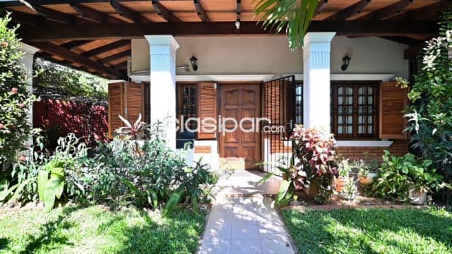 Acogedora vivienda en San Lorenzo zona salemma