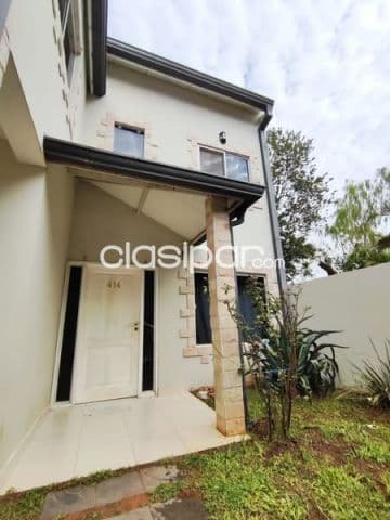 Casa en lambare zona super seis cod 5368