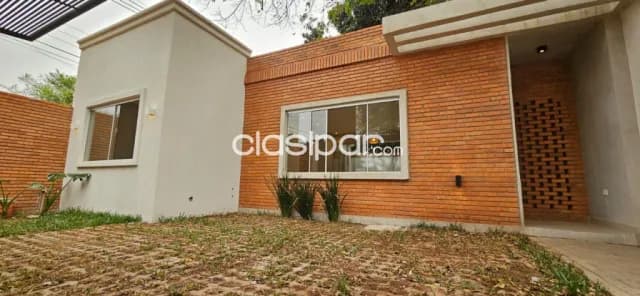 Casa en Luque barrio cañada garay cod 5252, foto 2
