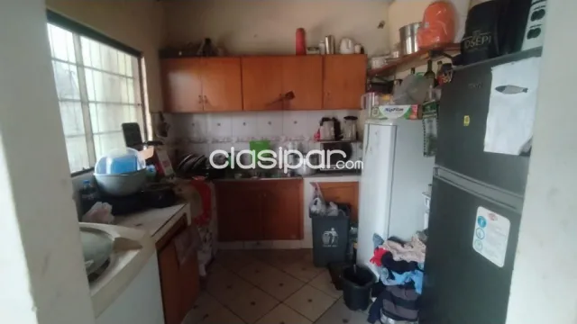 amplia casa a cuadras de Acceso Sur: 📌 Limite Ñemby con San Antonio — foto 5