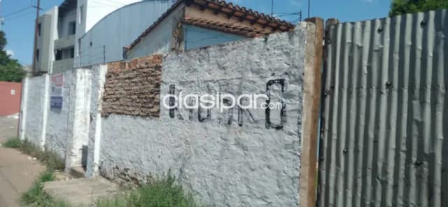 OFERTA!! Sobre la Av. Madame Linch vendo amplio terreno, foto 4