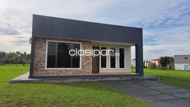 Casa a estrenar en el condominio cerrado la Trinidad: 3 habitaciones y 1 baño