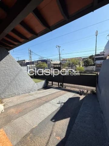 Casa en barrio Jara — foto 4