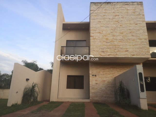 Duplex en Mariano Roque Alonso cod 5603