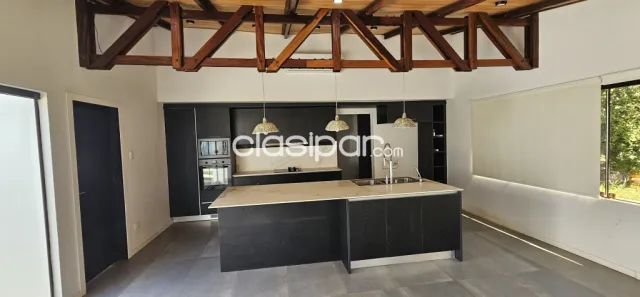 Surubi´í, hollywood: Residencia premium a terminar, 1.300 m2 en pb, 3 dormit, quincho — foto 4