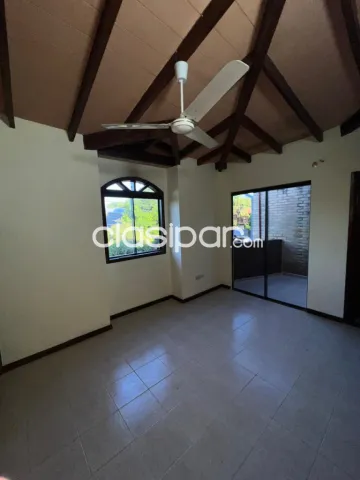 Duplex en Fernando de la Mora norte cod 5382, foto 5